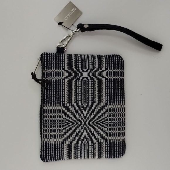 Chico's navy blue and white textured material wristlet, zip top 7" x 5.75" - Picture 4 of 8